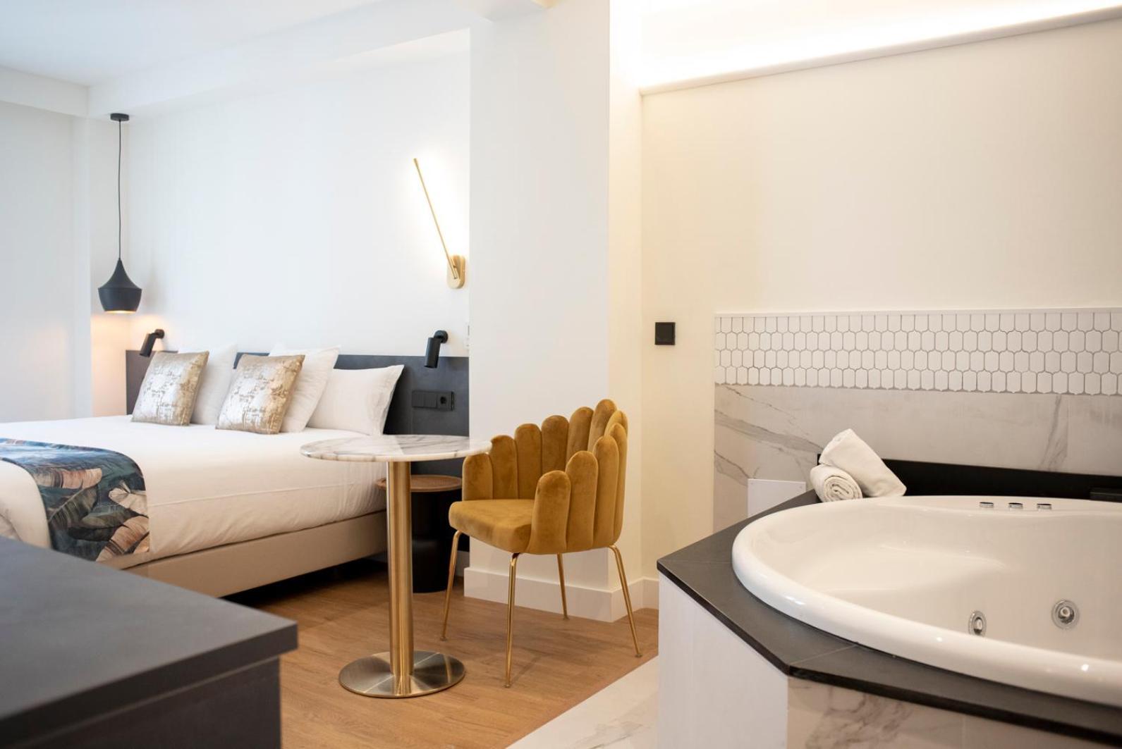 Citrea Santander Hotel Екстериор снимка